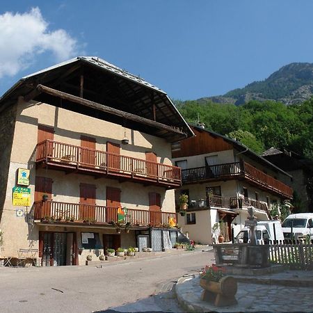 فندق Freissinieresفي  Le Relais Des Vaudois المظهر الخارجي الصورة